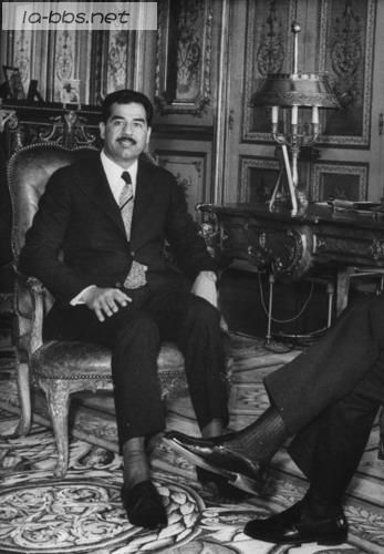 [分享]萨达姆青少年时代照片大曝光