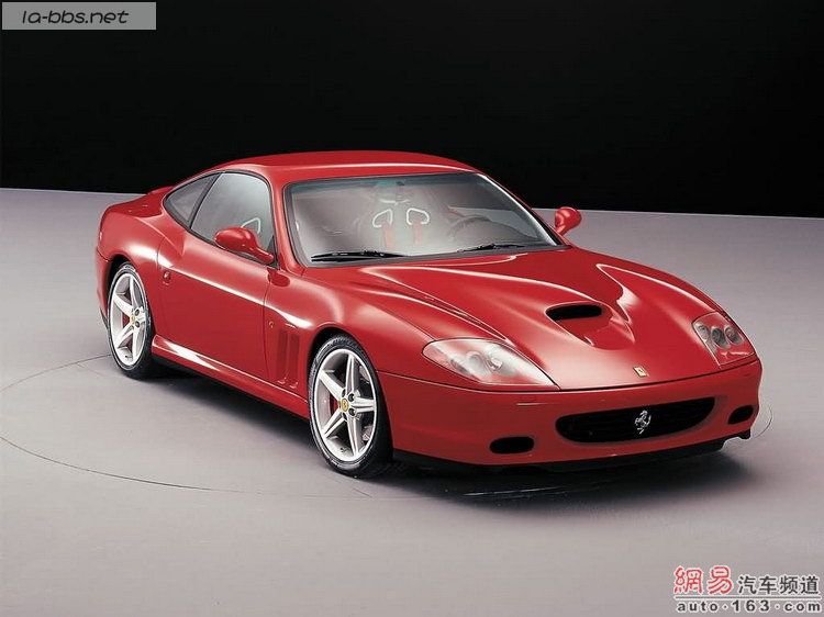 ★  一中门口拍到的“法拉利”跑车