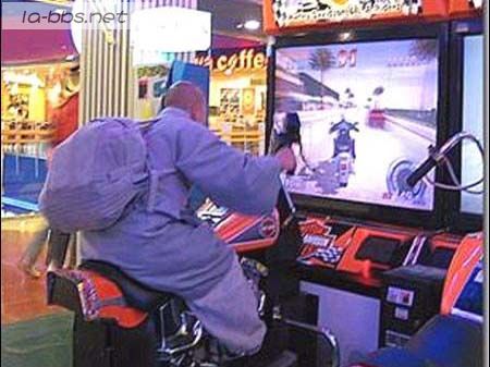 和尚尼姑幸福的现代生活