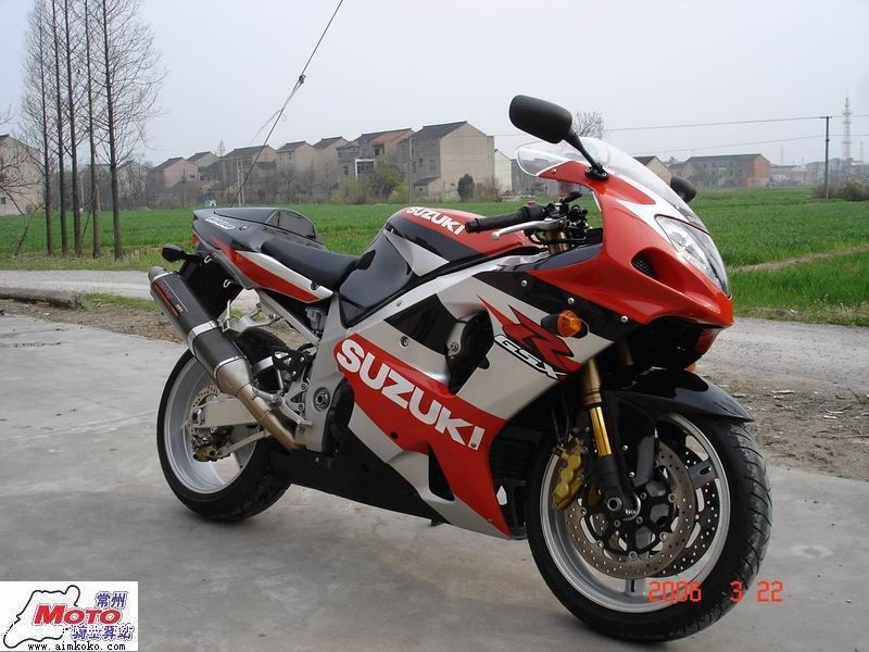 GSX1000R----曾助宗申车队获得世界世界耐力锦标赛冠军的超级摩托