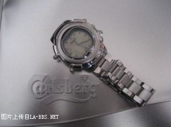 卖东西....火机.烟盒.手表........