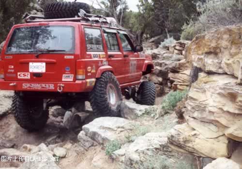 让你知道什么叫越野~~~！！