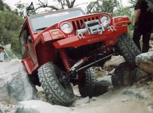 让你知道什么叫越野~~~！！