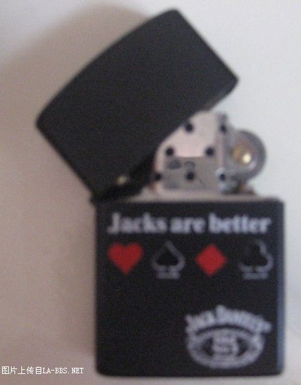 卖东西....火机.烟盒.手表........