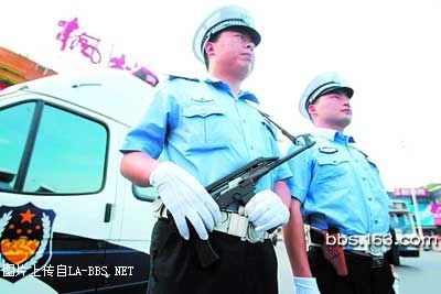 牛逼标语再现街头，让你深有感触！