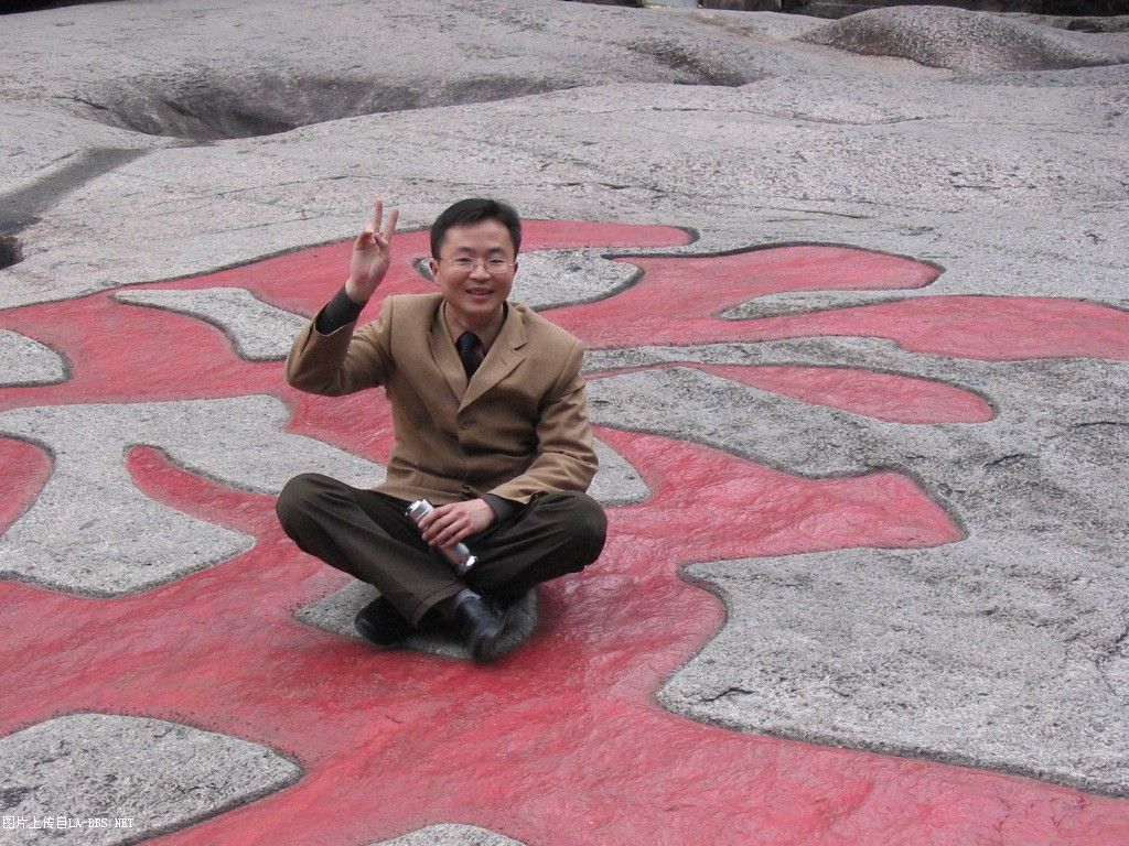 偷拍美女与帅哥在黄山ZUO爱