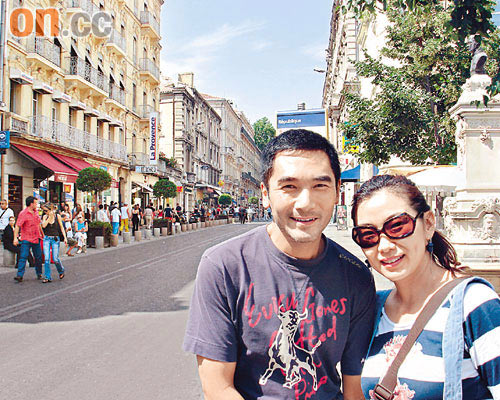 　　方中信的女友莫可欣，香港小姐冠军，不过被称为史上最丑的港姐，其实丑倒说不上，就是相貌平平就是了