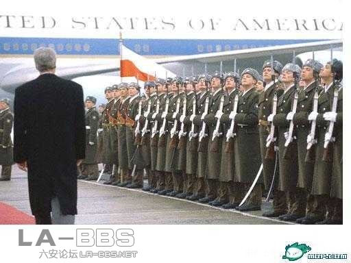 俄罗斯  那个头咋就抬的那么高呢？