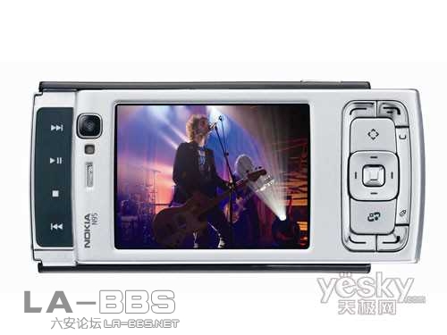 诺基亚 N95 车充版.jpg