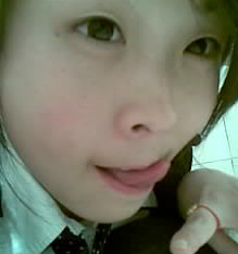 不就舌头长点嘛..