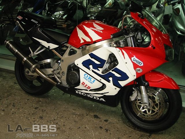 本田-CBR900RR 7.jpg
