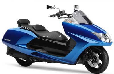 2007 Maxam CP250.jpg