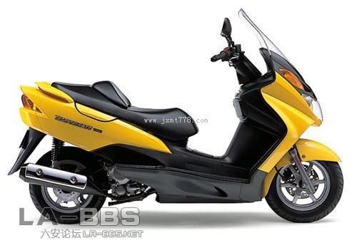 SUZUKI 蒙面超人Burgman 150.jpg