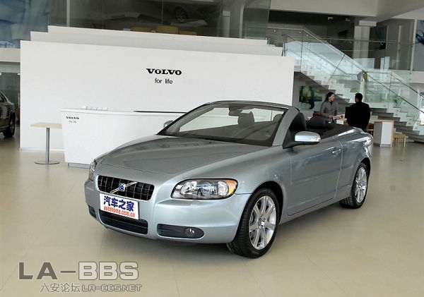 沃尔沃70.jpg