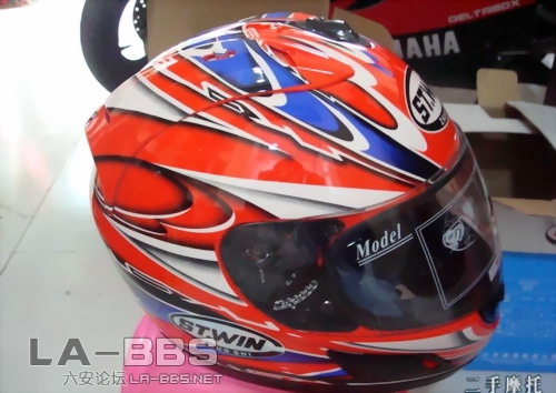 摩托车全盔.jpg