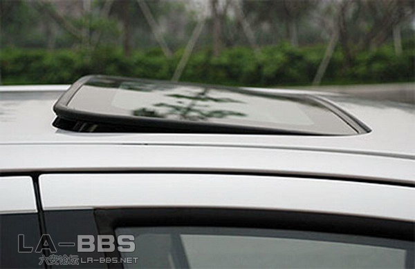 新天语SX4天窗.jpg