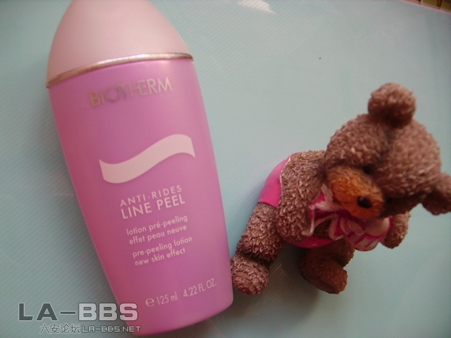 这个是碧欧泉的美容液，感觉还不错吧，至少用起来不是油腻腻的，我不喜欢溶液用了以后感觉脸上油油的。这个 ...