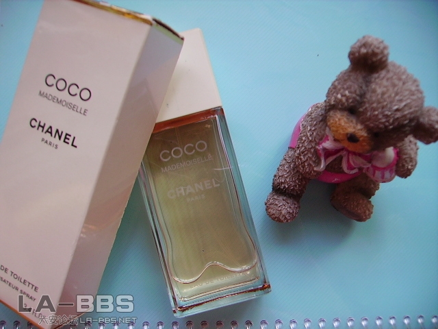 这个很出名的，女孩子都向往的，香奈儿COCO，超级无敌的味道，身价提升。我超爱。
