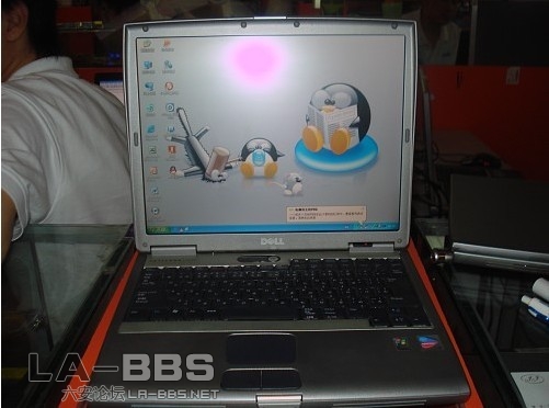 DELL D500.jpg