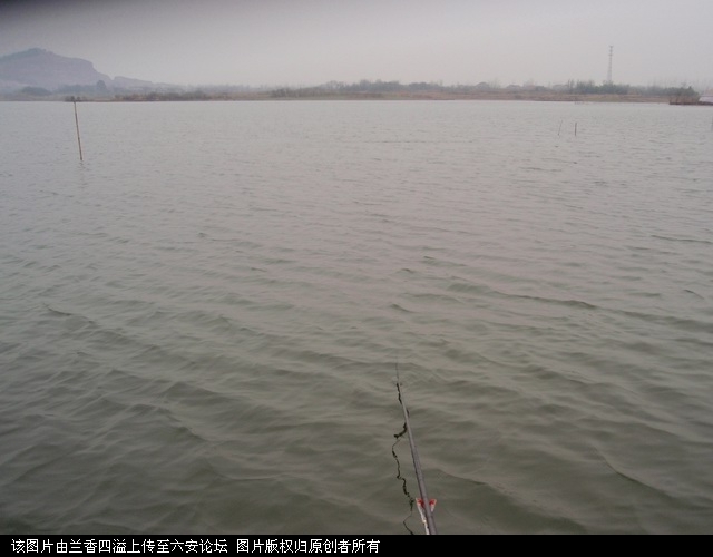 起风了，浪很大，视线很不好。