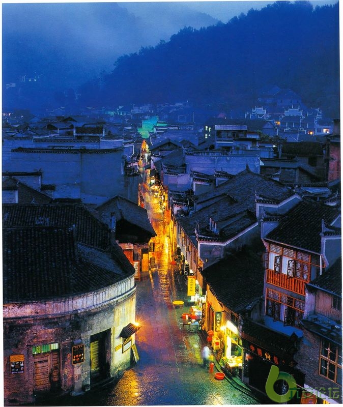 凤凰古城夜景9.jpg