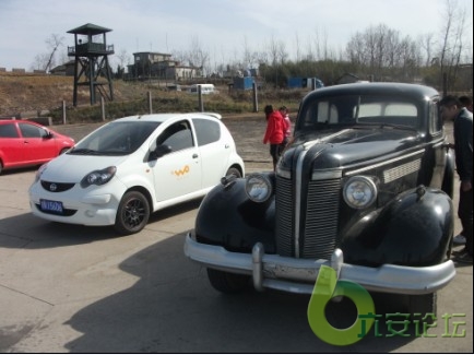 不同年代的车型